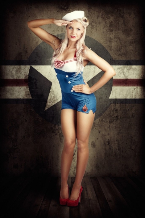 photodune-3787984-american-fashion-model-in-military-pinup-style-m-686×1030-min